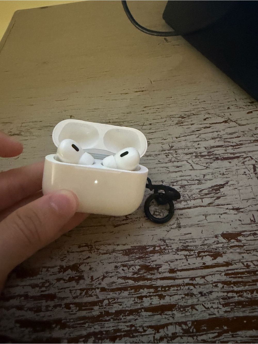 Apple AirPods Pro with White Charging Case